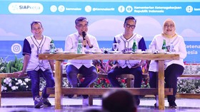 Menaker Dorong Sinergi Lintas Sektor untuk Pekerja di May Day 2025