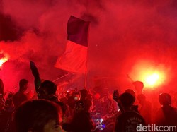 Meski Persib Kalah, Bobotoh Tetap Konvoi di Bandung