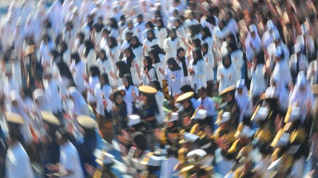 Berikut kumpulan contoh teks amanat upacara Hari Pendidikan Nasional yang bisa digunakan.