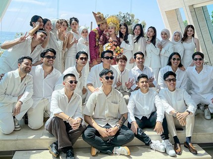 5 Potret para Bridesmaid di Pernikahan Harris Vriza & Haviza Devi, Ada El Rumi dan Syifa Hadju