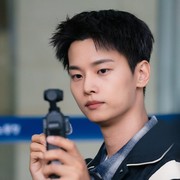 Tampil di Drakor Komedi-Action Baru, Simak Potret Cha Hak Yeon yang Jadi Content Creator