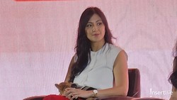 Sempat Berduka Anjing Kesayangan Mati, Sharena Delon Kini Perhatikan Betul Makanan Peliharaannya