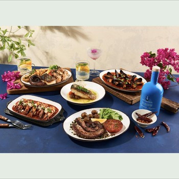 Mencicipi Kuliner Khas Negeri Para Dewa di Yialos