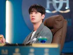 Lee Jun Young Umumkan Wamil lewat Surat untuk Fans, Ditulis hingga 10 Kali Revisi