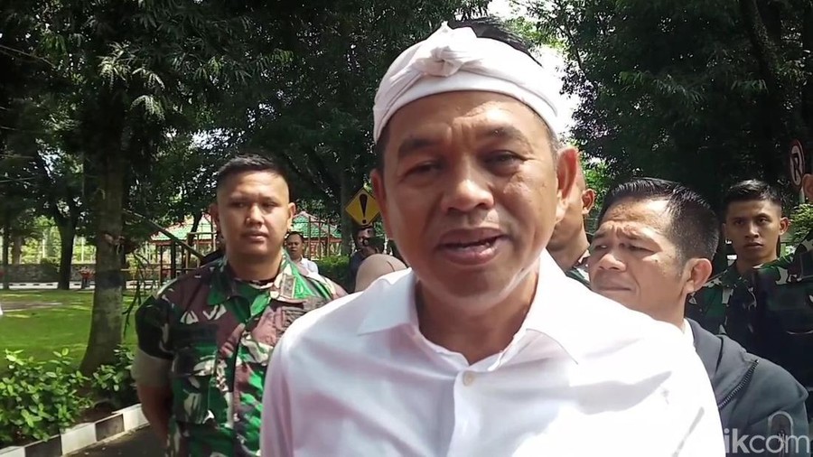 Gubernur Jabar Dedi Mulyadi di Purwakarta