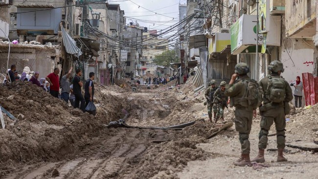 Israel berencana mengerahkan sekitar 10 ribu orang pasukan cadangan untuk kembali melakukan serangan besar-besaran ke Gaza, Palestina.