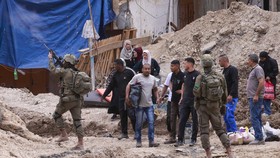 FOTO: Israel Gusur 106 Rumah Pengungsi di Tepi Barat Palestina