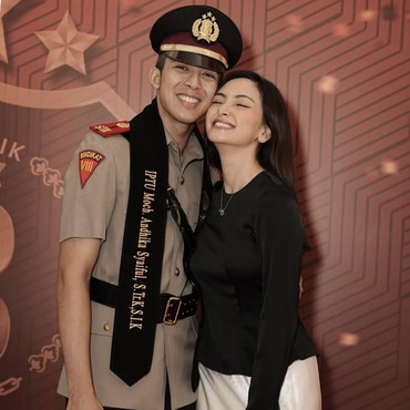 Anak Petinggi Polri, Ini Profil Iptu Mochammad Andhika Suami Valerie Tifanka