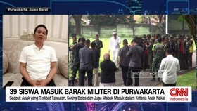 VIDEO: 39 Siswa Masuk Barak Militer di Purwakarta