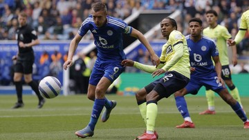 Sorotan Dunia Olahraga CNN Sport : Kronologi Jamie Vardy Tiup Peluit Wasit hingga Setop Laga Liga Inggris