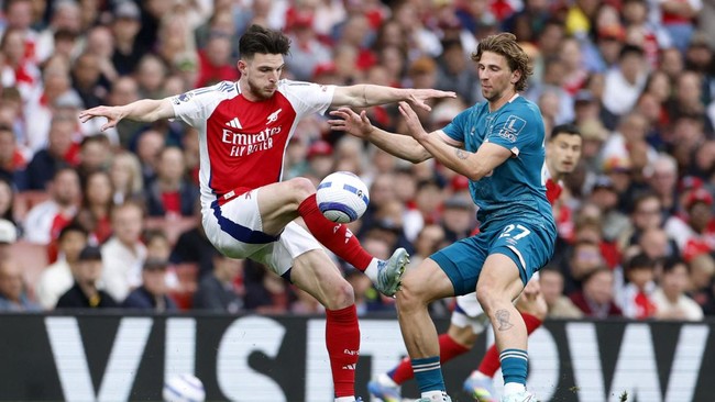 Arsenal menelan kekalahan dari Bournemouth dalam pertandingan lanjutan liga Inggris yang berlangsung di Stadion Emirates, Sabtu (3/5).