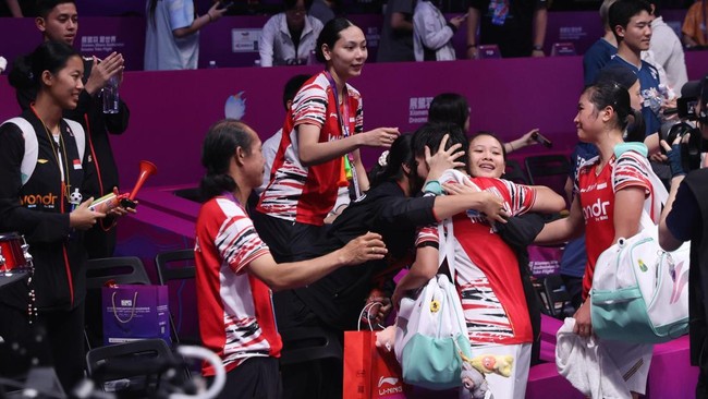 Pasangan ganda putri Amallia Cahaya Pertiwi/Siti Fadia Silva Ramadhanti merasa kecewa berat setelah gagal menang melawan Baek Ha Na/Lee So Hee