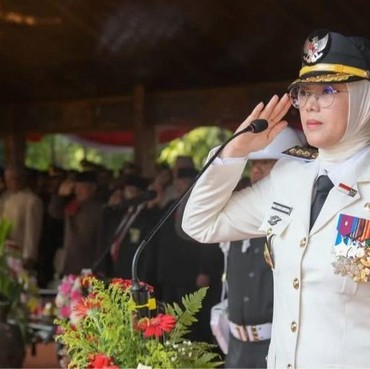 7 Potret Anne Ratna Mustika Eks Bupati Purwakarta Mantan Istri Gubernur Dedi Mulyadi