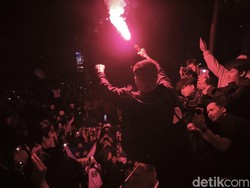 Persib Juara, Dedi Mulyadi Minta Bobotoh Tak Bereuforia Berlebihan