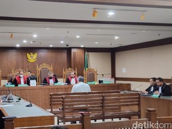 Eks Pejabat Timah Alwin Albar Divonis 10 Tahun Bui di Kasus Korupsi Rp 300 T