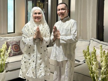 Gaya Keluarga Ayu Ting Ting Ramaikan CFD Perdana di Depok
