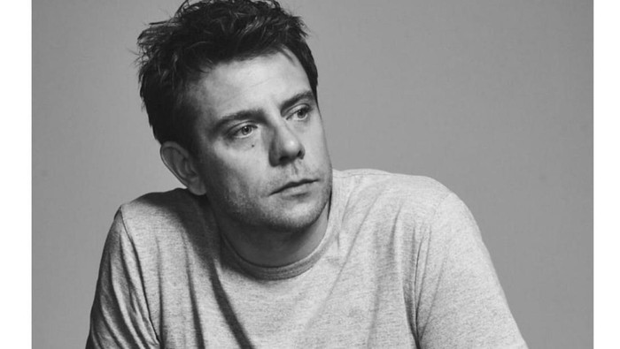img-title Kepindahan Jonathan Anderson Sukses Jadikan Loewe Posisi Pertama Brand Terpopuler di Awal Tahun