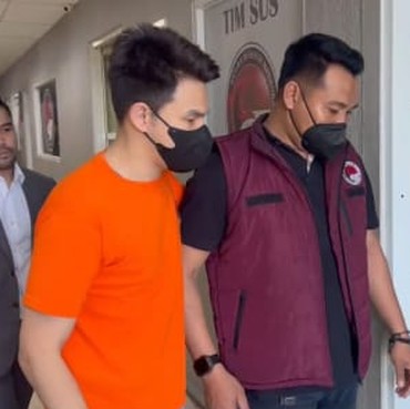 Terlibat Kasus Vape Etomidate, Jonathan Frizzy Dijerat Pasal Berlapis