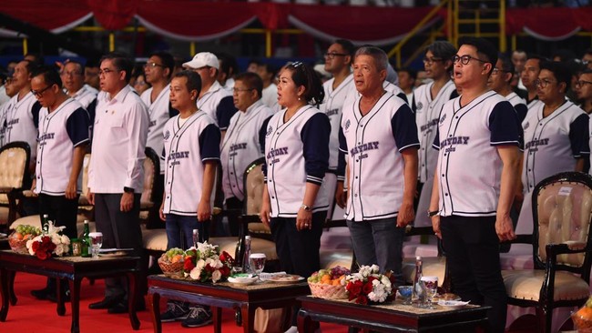 Pertamina menjadi tuan rumah dalam puncak perayaan Hari Buruh Internasional atau May Day 2025 yang digelar di Pertamina Arena, Simprug, Jakarta, Kamis (1/5).