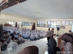 Polwan Mengajar, Cara Polres Tasikmalaya Kota Cegah Anak Nakal