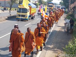 Tiba di Kendal, 36 Biksu Thudong Akan Bermalam di Gereja St Antonius Padua