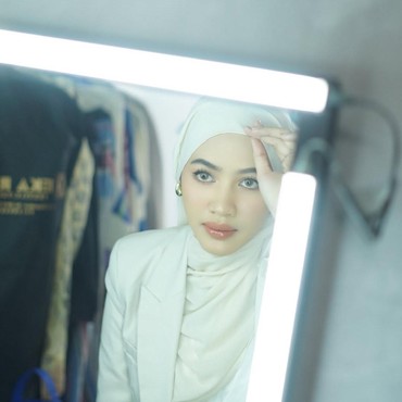 Batal Jadi Ibu Gubernur, 7 Potret Sani Aqila yang Pernah Dekat dengan Dedi Mulyadi