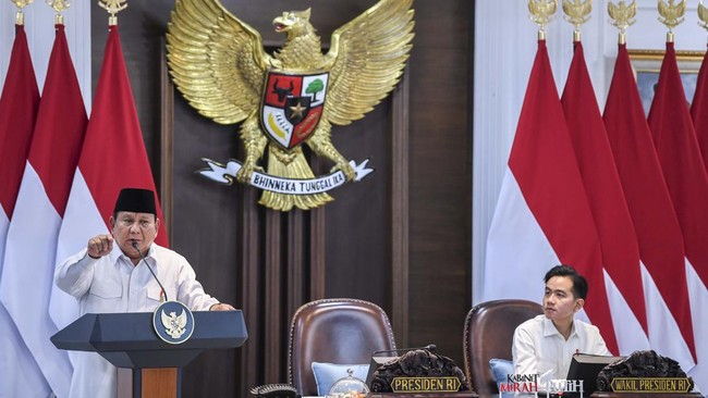 Sistem outsourcing kerap digunakan perusahaan untuk mengelak dari hak-hak pekerja, tetapi ancaman PHK tak terhindarkan jika outsourcing dihapus Prabowo.
