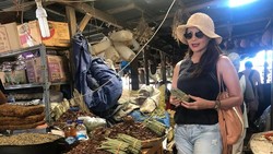 img-title Gaya Tamara Bleszynski Pergi ke Pasar Tradisional