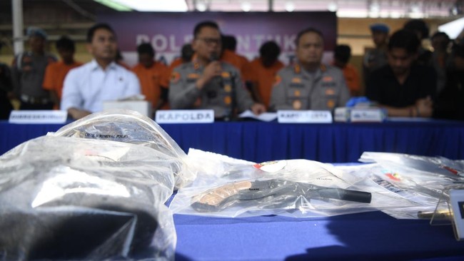 Anggota Komisi III DPR RI Abdullah menyebut peristiwa penembakan di salah satu klub malam di Samarinda adalah aksi premanisme.