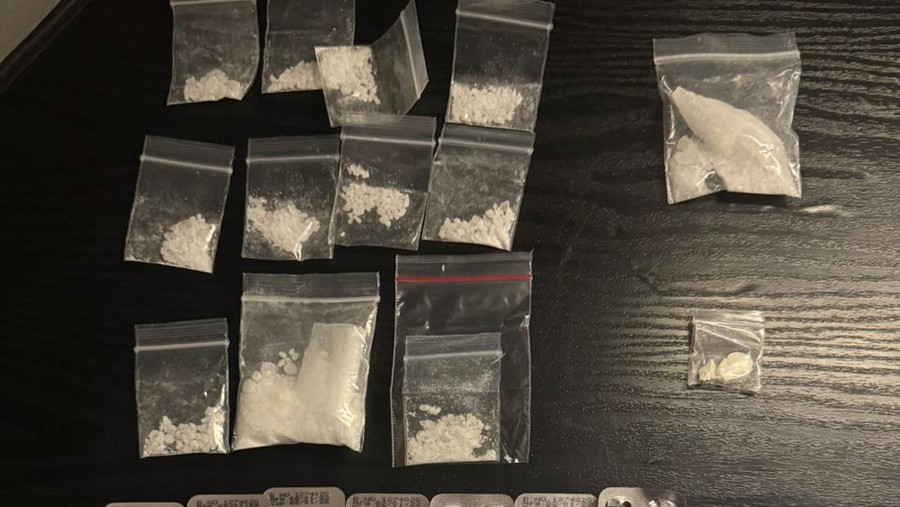 Bareskrim Polri menangkap pria asal Malaysia penyelundup ketamin hingga kokain&period;