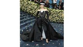 Jennie BLACKPINK di Met Gala, Memukau dengan Busana Klasik Chanel