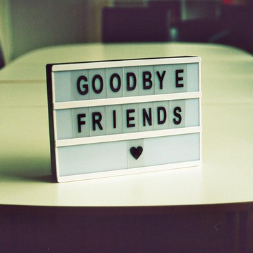 15 Pidato Perpisahan Sekolah SD-SMA yang Pendek dan Mengharukan