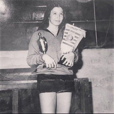 Bukan Orang Sembarangan, Ini 7 Potret Ibunda Agnez Mo Legenda Atlet Tenis Meja Indonesia