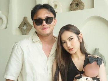 img-title Mahalini Curhat Makin Cantik Setelah Hamil dan Melahirkan