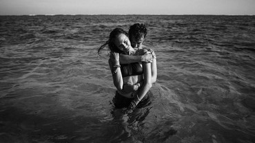 Nikah Beda Agama, Dimas Anggara dan Nadine Chandrawinata Rayakan Anniv dengan Kenang Janji Tuhan