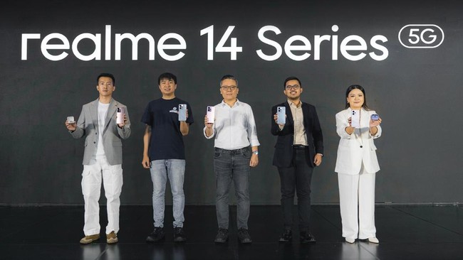 Realme meluncurkan ponsel mid-range terbaru mereka, Realme 14 Series 5G, yang diklaim memiliki performa terbaik di kelasnya. Simak harga dan spesifikasinya.
