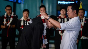 Berita Panas dari Dunia Sport CNN : FOTO: Sambutan untuk Tim Indonesia di Piala Sudirman 2025