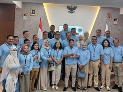 Ketum IAS Herindra Resmikan Perpus SMAN 8 Jakarta yang Baru Direnovasi