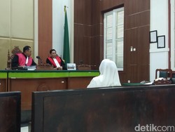 Mira Hayati-Agus Salim Jalani Sidang Pleidoi di PN Makassar Hari Ini