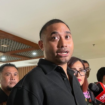 Reaksi Geram Rayen Pono Soal Status Nonaktif Eko Patrio hingga Uya Kuya: Pecat!