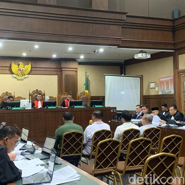 Harta Kekayaan dan Jejak Karier Hakim yang Vonis Tom Lembong 4,5 Tahun Penjara