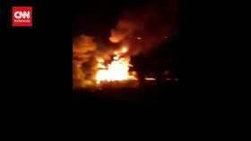 VIDEO: Truk TNI Angkut Amunisi Terbakar Disertai Ledakan, 1 Tewas