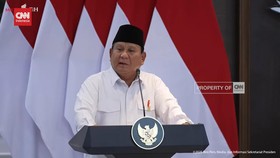 VIDEO: Hasan Nasbi Keseleo Bicara, Prabowo: Wajar, Dia Baru Menjabat