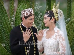 Mas Kawin Pernikahan Luna Maya dan Maxime Bouttier
