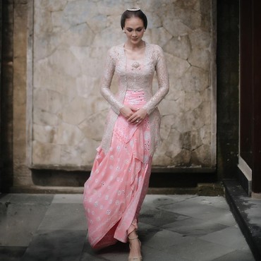 Terpopuler: Sosok Luna Maya di Mata Melaney Ricardo hingga Doa Adik Maxime Bouttier