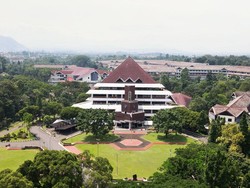 Beasiswa untuk Anak Dosen & Tendik IPB, Syarat IPK Minimal 2,75