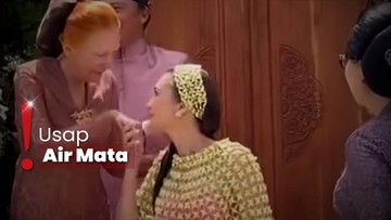 Lepas Anak Perempuan Satu-satunya, Ibunda Tak Henti Menangis