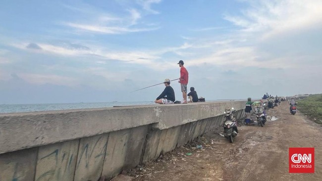 Kandanghaur Indramayu Bakal Jadi Lokasi Bangunan Tahan Krisis Iklim Peneliti lintas negara berkolaborasi mencari solusi problem rob, banjir dan badai yang menggenangi dan merusak bangunan dan pemukiman warga akibat krisis iklim.