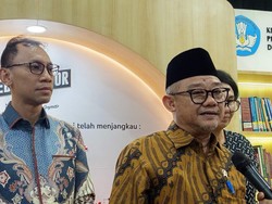 Video Mendikdasmen Sebut Kurikulum AI-Koding Masih Jadi Pelajaran Pilihan
