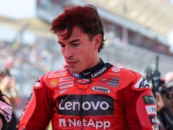 Marc Marquez Vs Batu Gede Banget di Assen